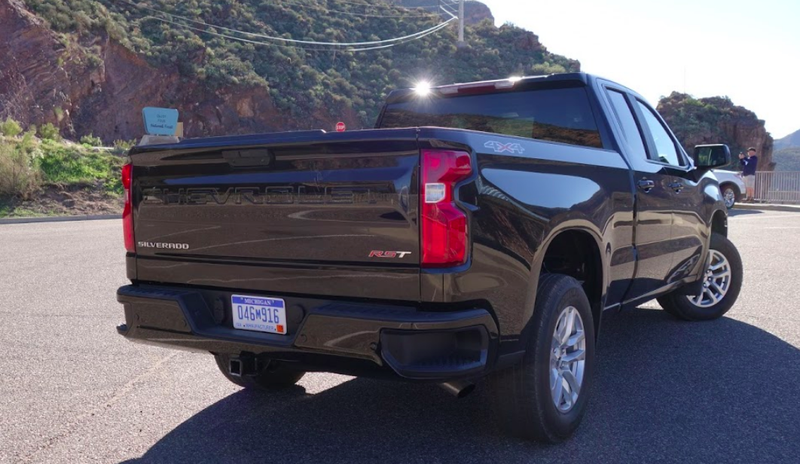 Illustration for article titled The Four Cylinder 2019 Chevrolet Silverado Feels Strong Enough But It May Be a Hard Sell